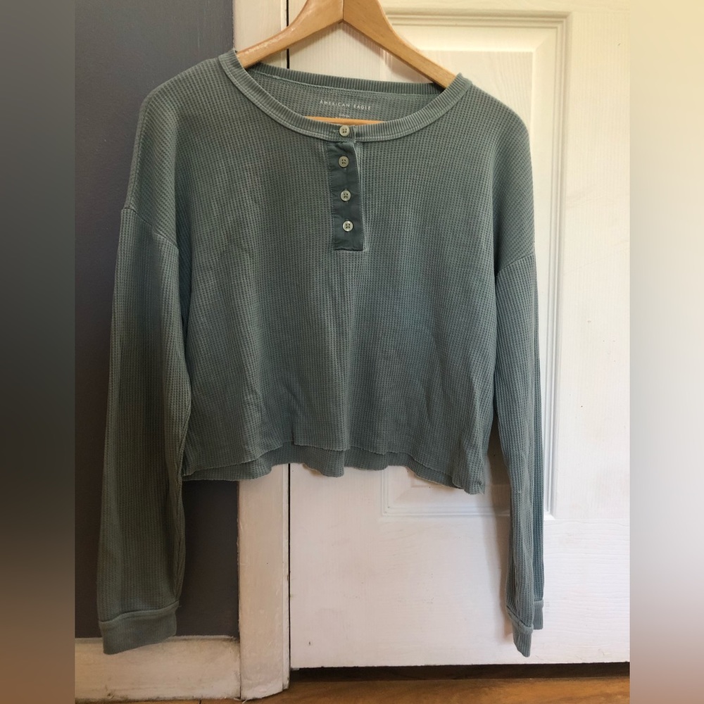 American Eagle Waffle knit shirt